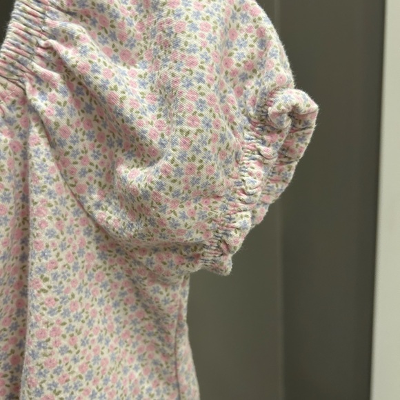 Floral Top - Picture 3 of 5